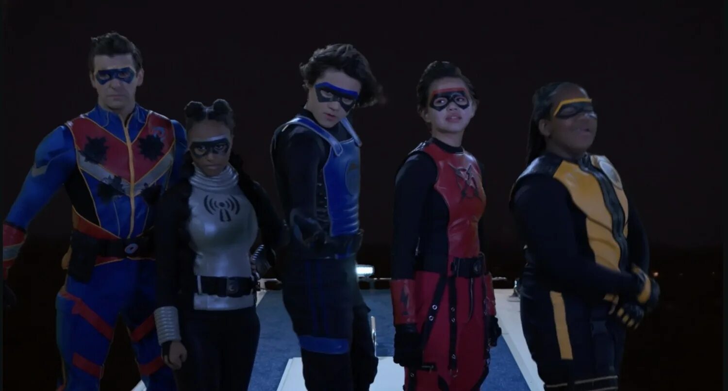 Danger force сериал. наван флорес. опасный отряд 2 сезон. Haven flores опасный отряд. чапа опасный отряд.