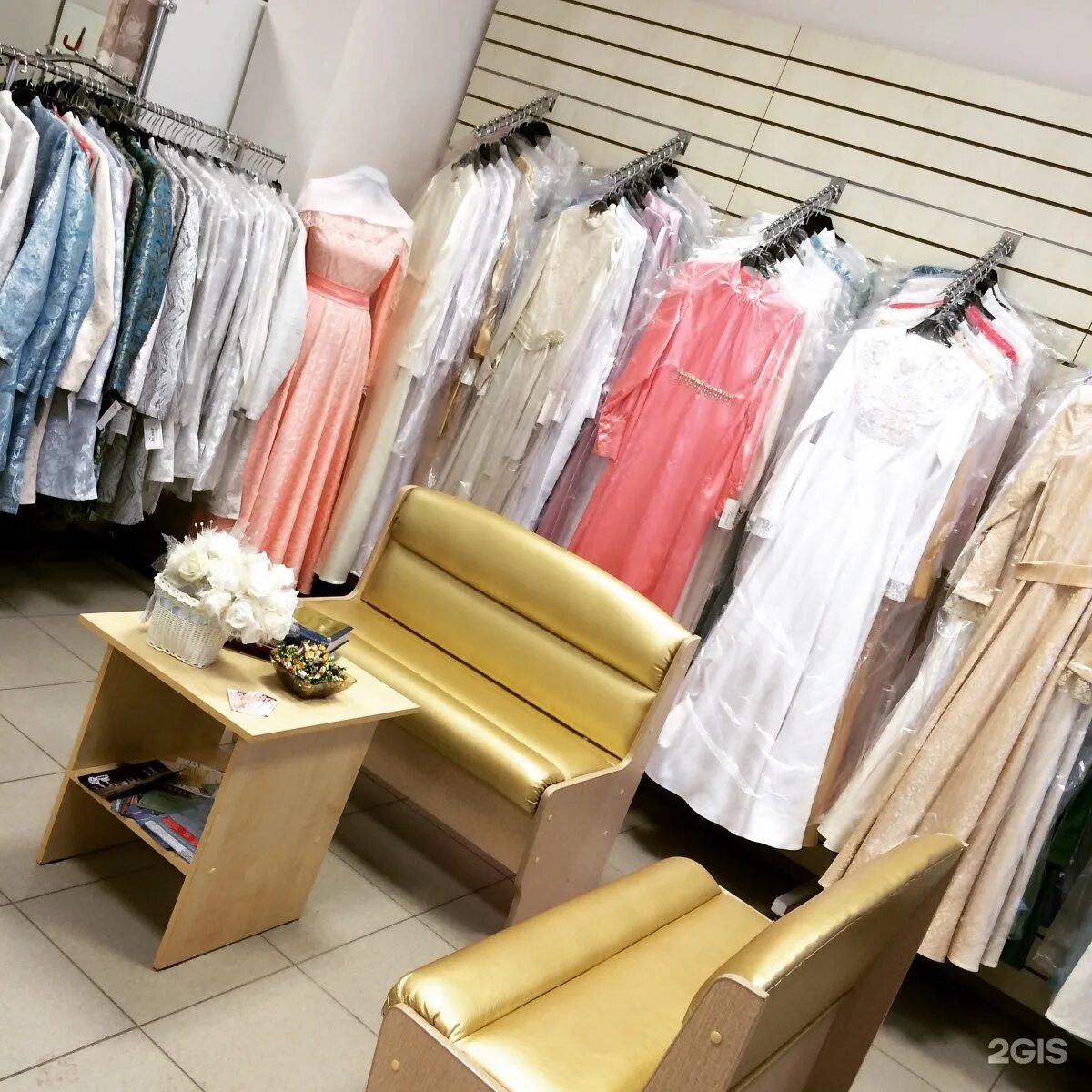 казани ул. торговый центр восточный казань. мусульманские магазины парижская коммуна. парижская коммуна казань мусульманский магазин. мусульманский магазин одежды в казани адреса магазинов.