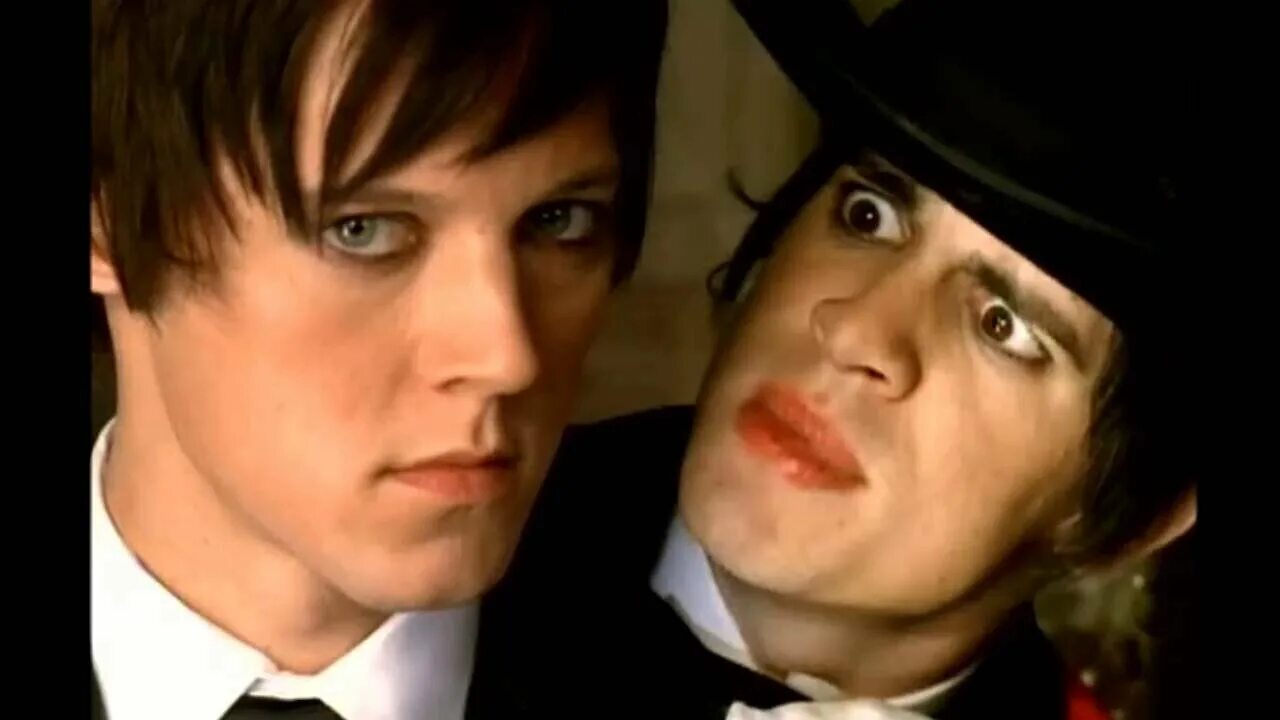 Disco i write sins not tragedies. Брендон ури i write sins not tragedies. panic at the disco i write sins not tragedies. panic at the disco i write sins. panic at the disco 2007.