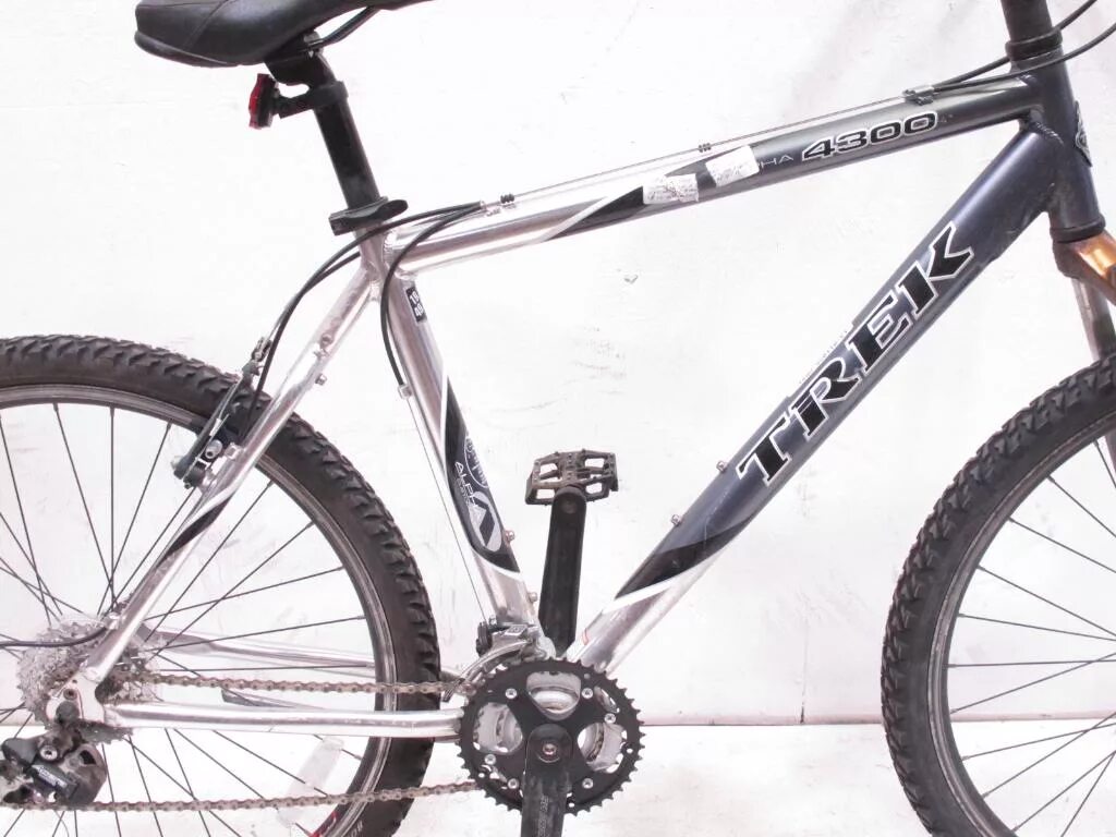 Trek 4300 disc 2012. Велосипед trek'14 slash 7 27 18. Трек 820 велосипед серебристый женский. Детский велосипед trek jet 20. Trek 3500 alpha.