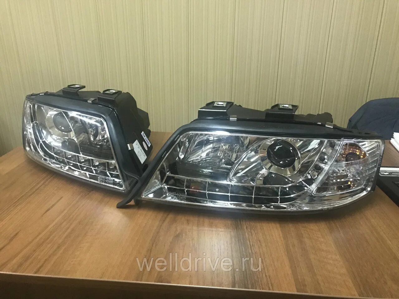 Корпус фары ауди а6 с5. Фары ауди а6 с5 дорестайл. Фары а6 с5 рестайлинг. Фары ауди а6 с5. Фары а6 с5 рестайлинг.