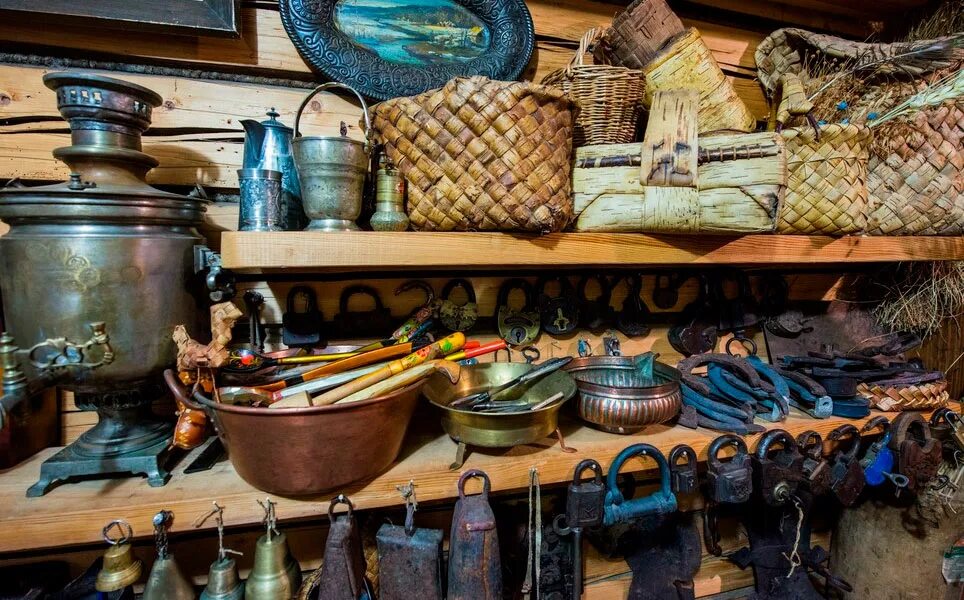 глиняная посуда гагаузии. сергиев посад кухмистерская музей. николо-сольбинский монастырь посуда. сергиев посад утварь. музей крестьянского быта жили-были в сергиевом посаде.