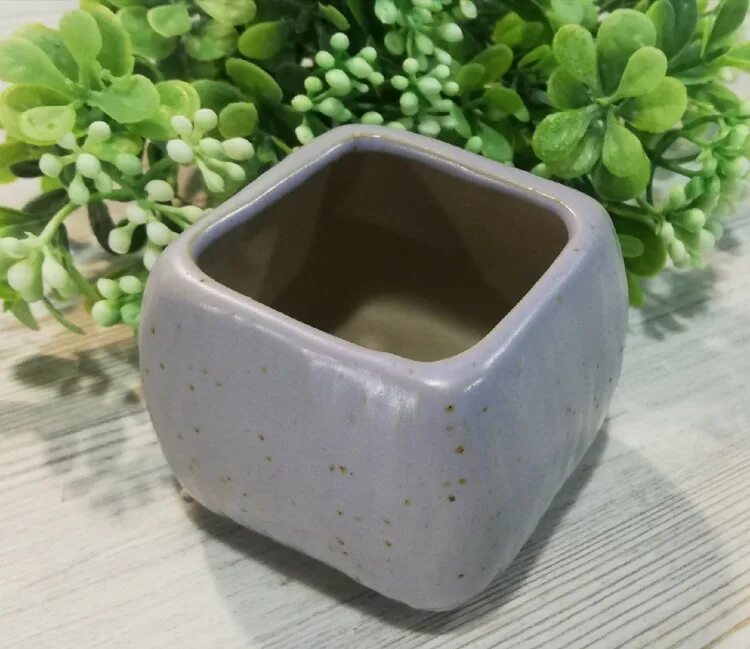 Cube ceramic. Кашпо керамическое куб. Керамический горшок куб. Кашпо керамическое фиолетовый. Глиняный куб.