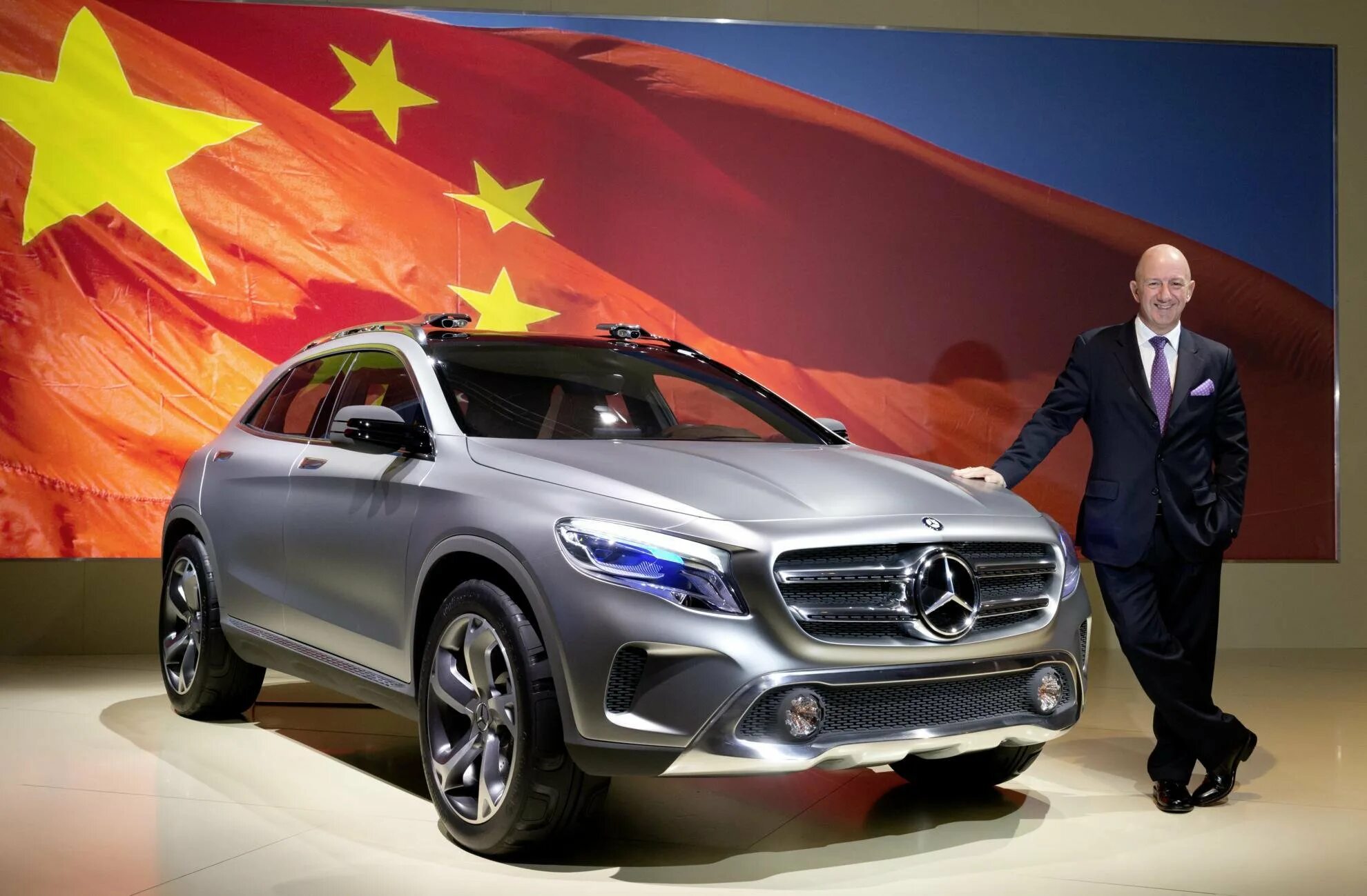 BAIC Mercedes Benz. Мерседес Бенц Китай. Мерседес Макса Ващенко. Китайский Мерседес кроссовер.