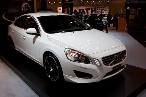 S60 2012 год