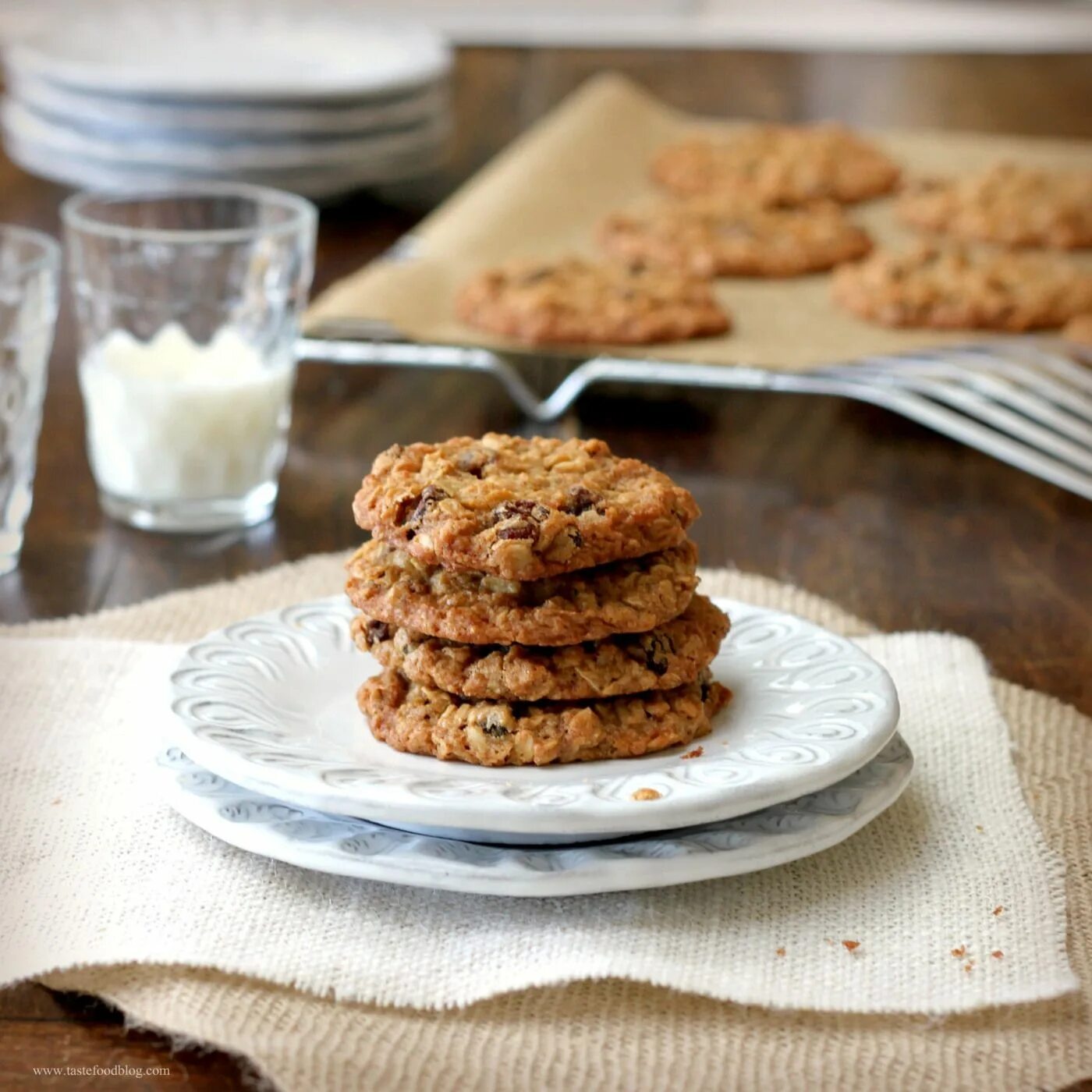 Сохранение cookies. Oatmeal cookie. oatmeal cookies cutn. crunchy food cookie. oatmeal cookie packaging.