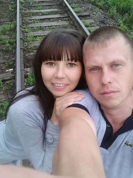 Которые ищут пару. Семейная пара тула. семейные пары ищут молодого человека. пара ищет парня самара. семейная пара ищет мужчину самара.