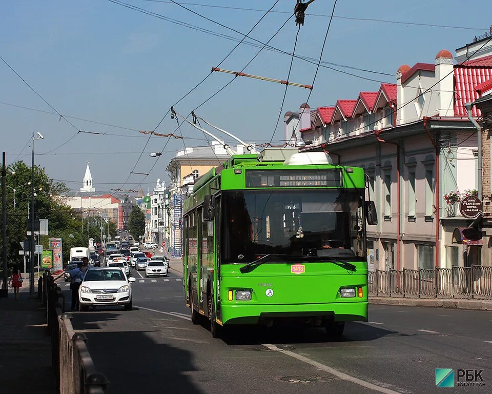 Общественный транспорт Казани. Казань транспорт города. Город Казань транспортный трамвай. Общественные автобусы Казань.