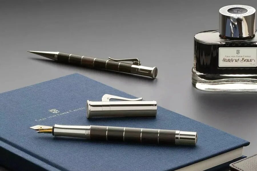 Graf von Faber-Castell футляр для ручек. Ручка перьевая Graf von Faber-Castell anello покрытие золото перо 18k. Ластик Graf von Faber-Castell. Перьевая ручка "Classic anello Titanium" Graf von Faber-Castell. Класс pen