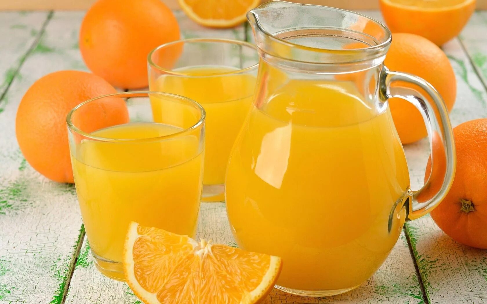 Соки нужно разбавлять. Apelsin Limon сок. Апельсины и апельсиновый сок. Апельсиновый лимонад. Домашний лимонад из апельсинов.