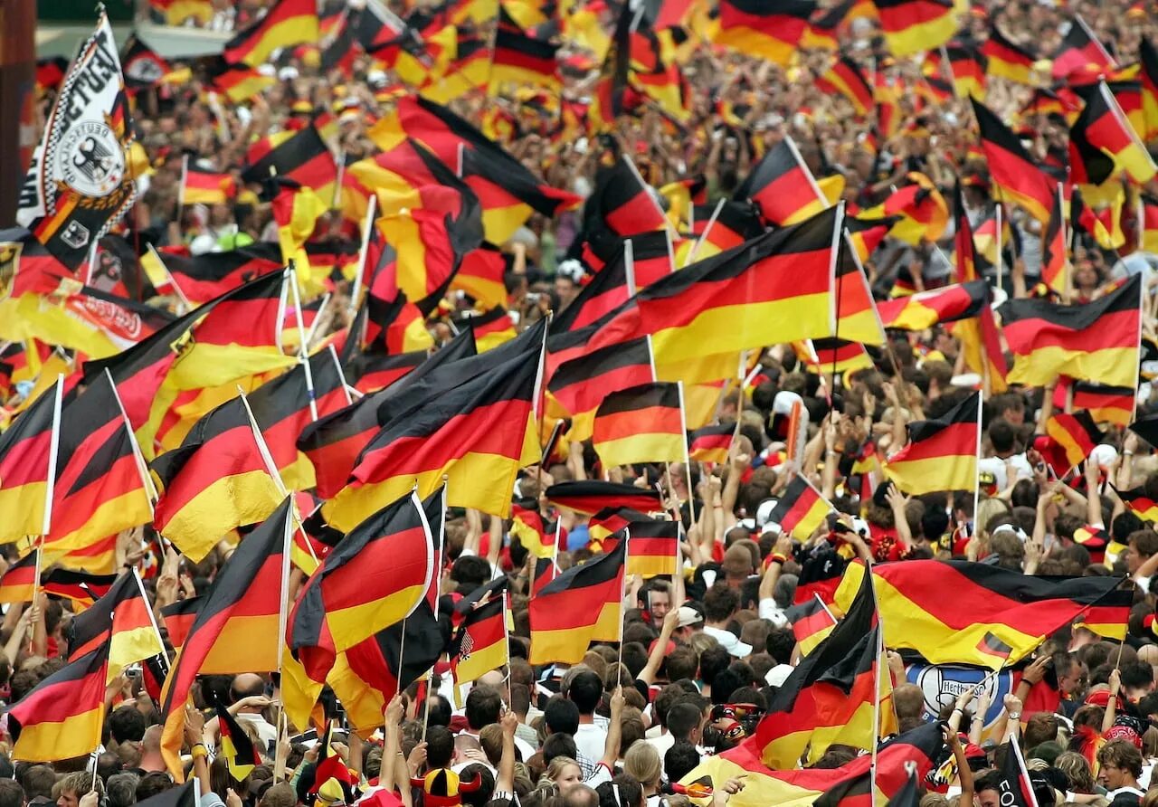 Народы германии и их основные занятия. Народы Германии. Немцы население. Население ФРГ. Население Германия Германии.