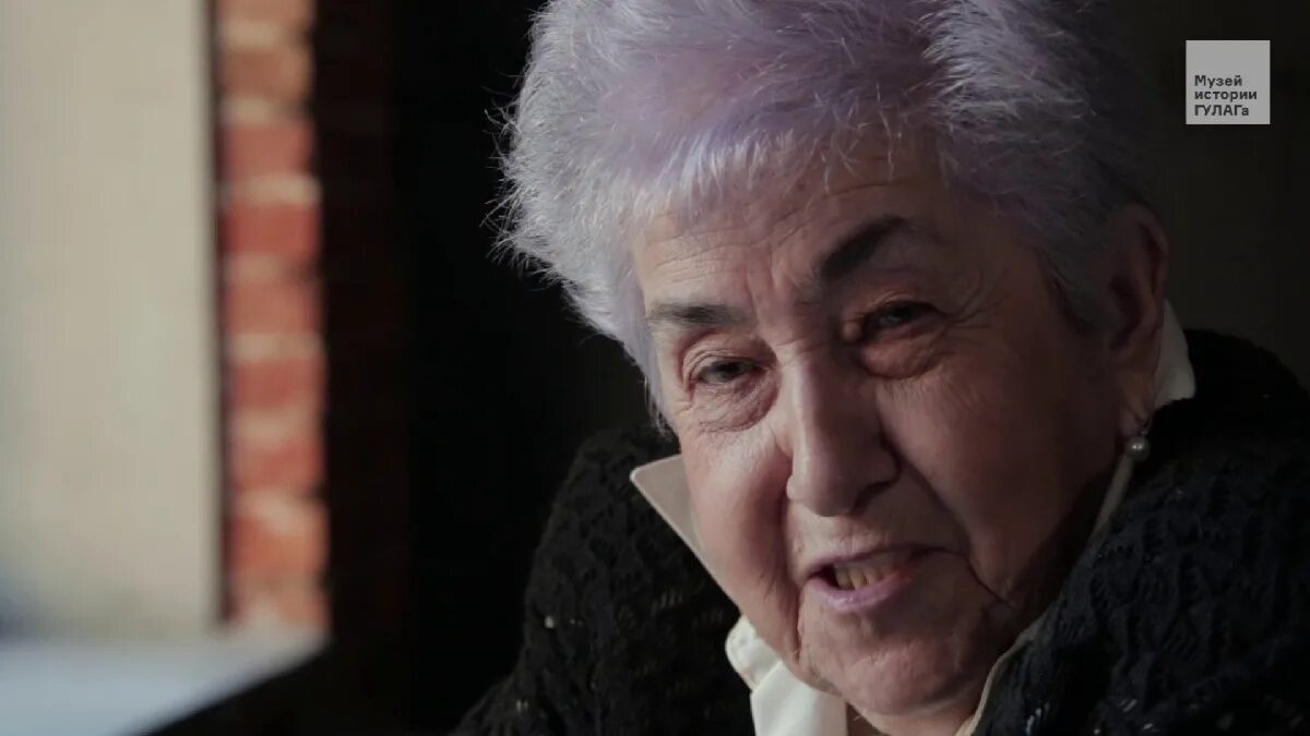 Валентин петрович катаев и эстер бреннер. Е. Эстер давыдовна катаева. Тина катаева. Немцы поволжья внешность.