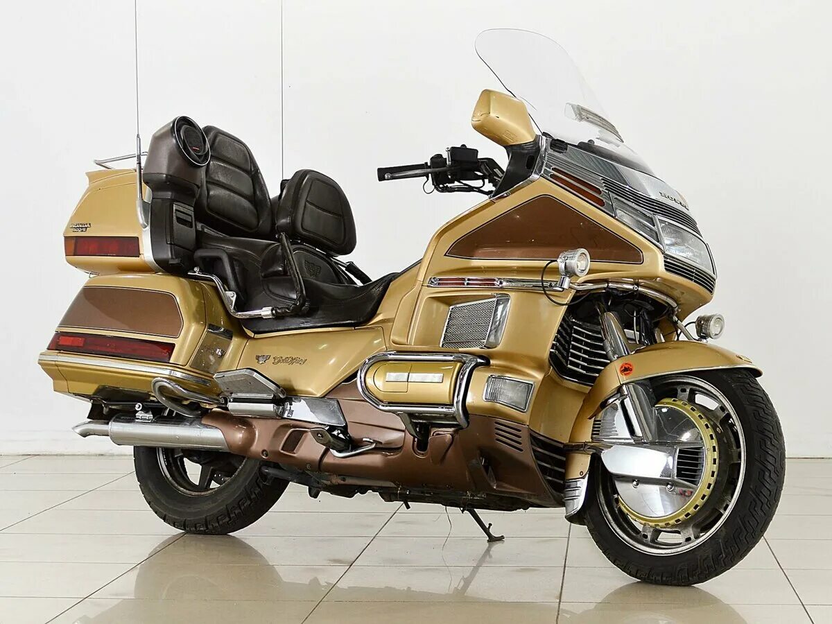 Дорожные honda. Honda gl1500 Gold Wing. Honda gl 1500 трайк. Хонда Голд Винг 1500 1989. Мотоцикл Хонда Голд дорожный.