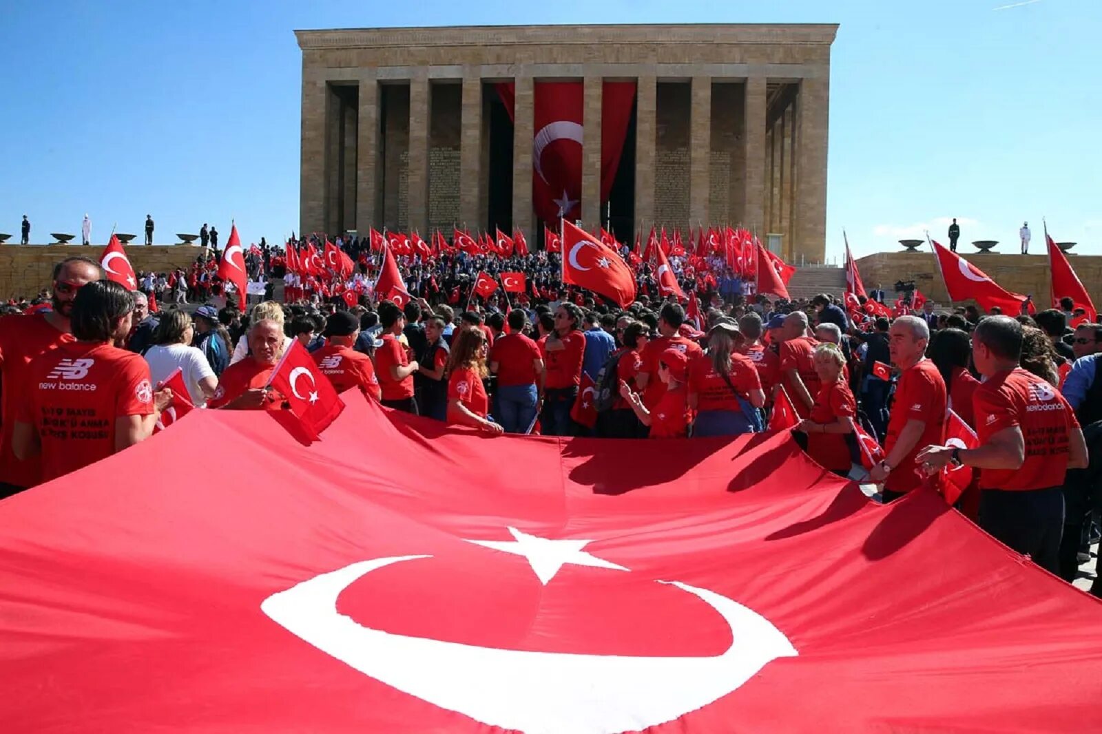 19 мая 2023 г. 19 Mayis. Ататюрк Турция. День памяти Ататюрка в Турции. День памяти Ататюрка, молодежи и спорта в Турции.