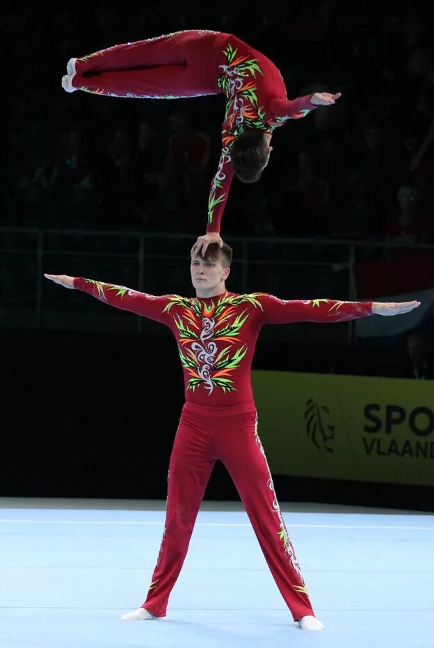 Спортивная акробатика ярославль. Спортивная акробатика березовский первенство россии. Акробатика чемпионат. Чемпионат европы по спортивной акробатике. Акробатика чемпионат.