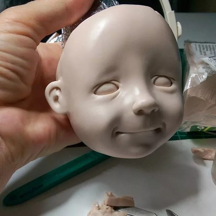 Куклы с расписанным лицом. Татьяна малушкина куклы. Кукла из пластика лицо. Куклы из полимерной глины. Роспись лица куклы из самозатвердевающего пластика.