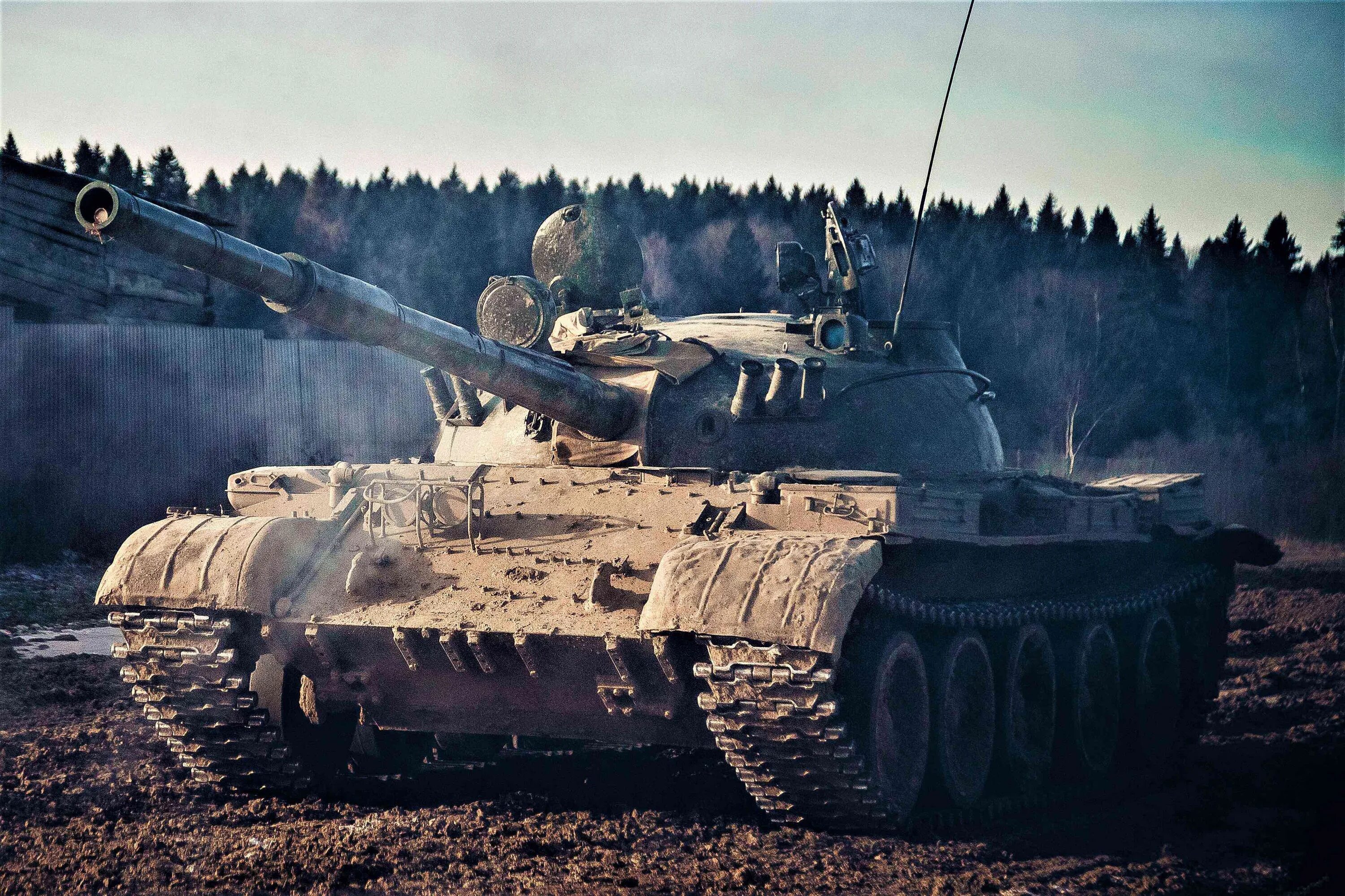 Скрежет танков. Танк т-62м. Т-62м. Танк т-62. Т-72 Кубинка.