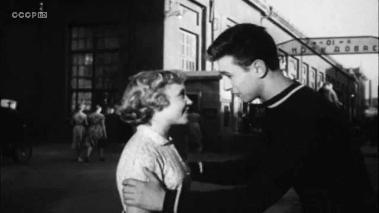 деревня мгла. поиск неподдающийся отодвинуть. поиск неподдающийся отодвинуть. своя женщина. женщина мотиватор.