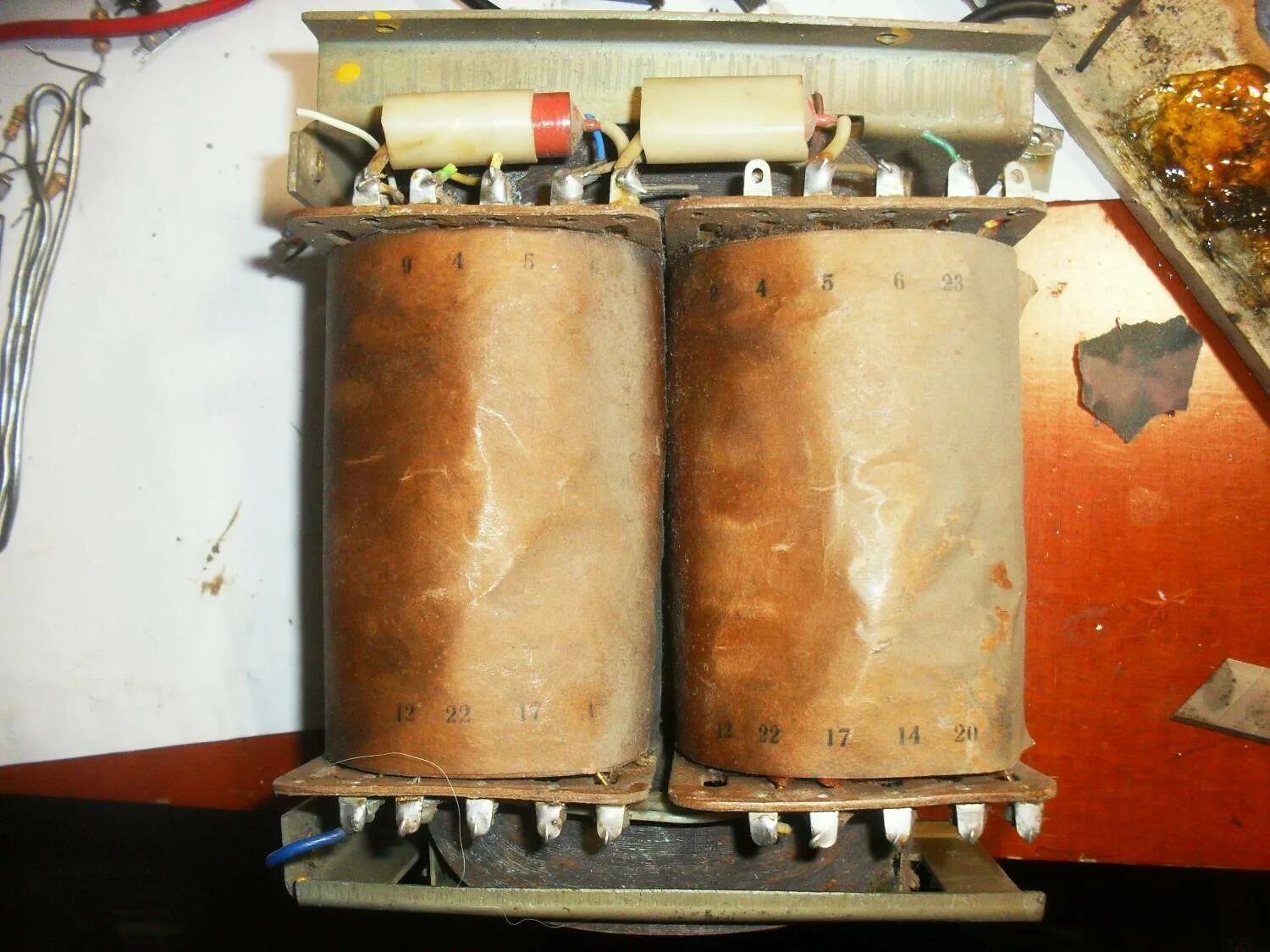 Трансформатор тс-612. Трансформатор лампового телевизора твк. 015. Трансформатор напряжения телевизора. 002.