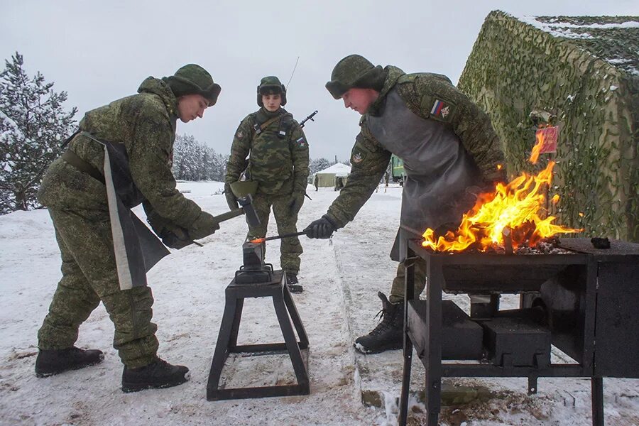 Военно техническая безопасность. Военные в полевых условиях. Войска технического обеспечения. Тыловое и техническое обеспечение войск. Материально-техническое обеспечение войск.