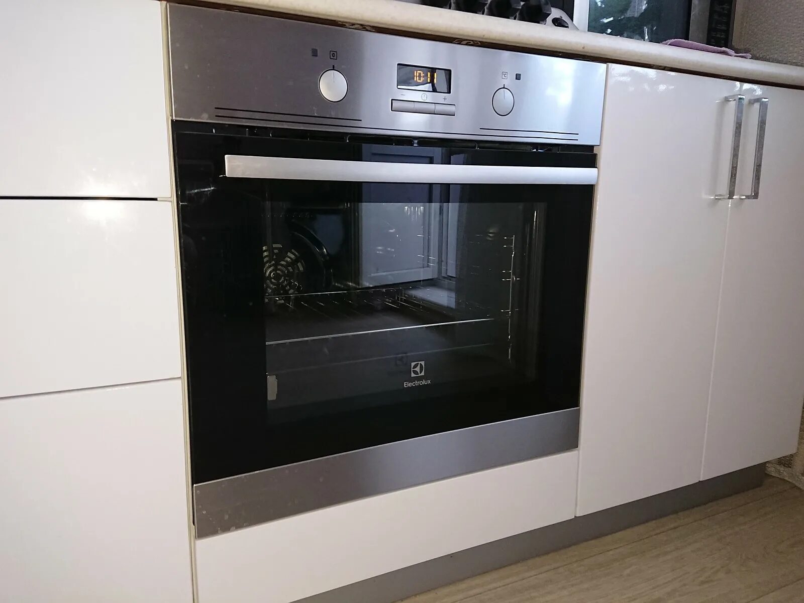 Духовых шкафов electrolux. Духовой шкаф electrolux ezb52430ax. духовой шкаф electrolux ezb52430ax, серебристый. электрический духовой шкаф electrolux ezb 52430 ax. духовой шкаф электролюкс 52430ax.