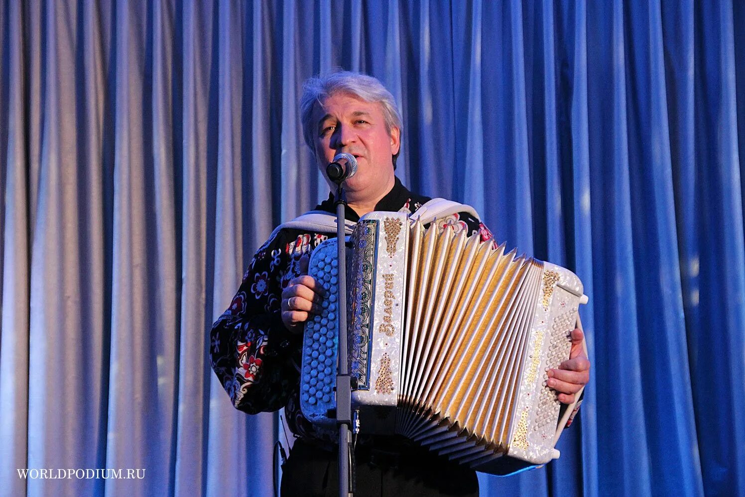 Слова деревня деревенька семин. Семин деревня текст. Семин деревня текст. Нашу деревню. Нашу деревню.