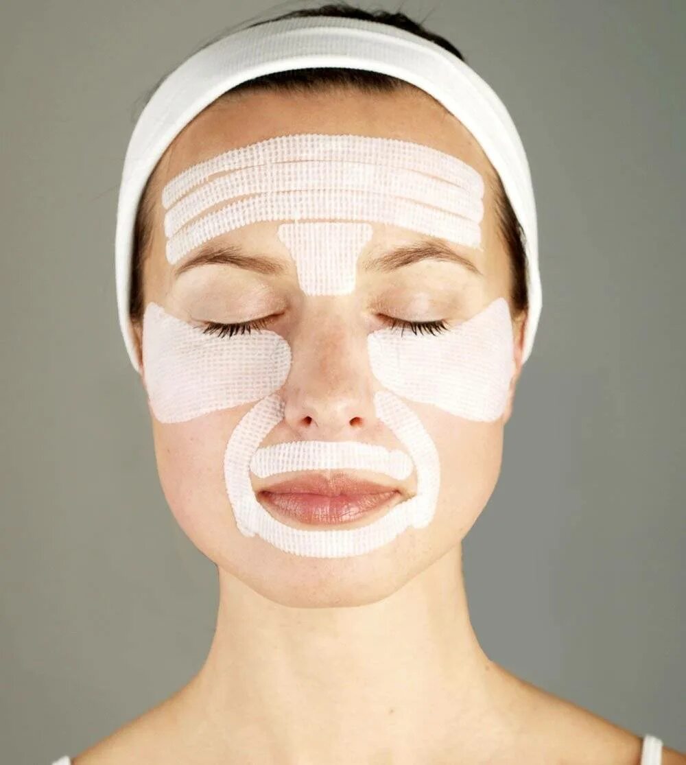 Рецепты масок для лица. Маска для кожи лица. Маска белое лицо. Маска-лифтинг для лица в домашних. Домашние рецепты подтяжки лица.