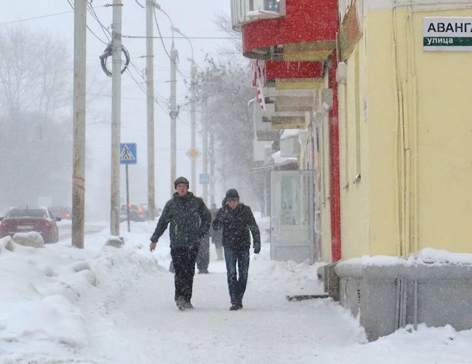 Безопасность в снегопад. Длительное выпадение осадков в виде снега повреждение.