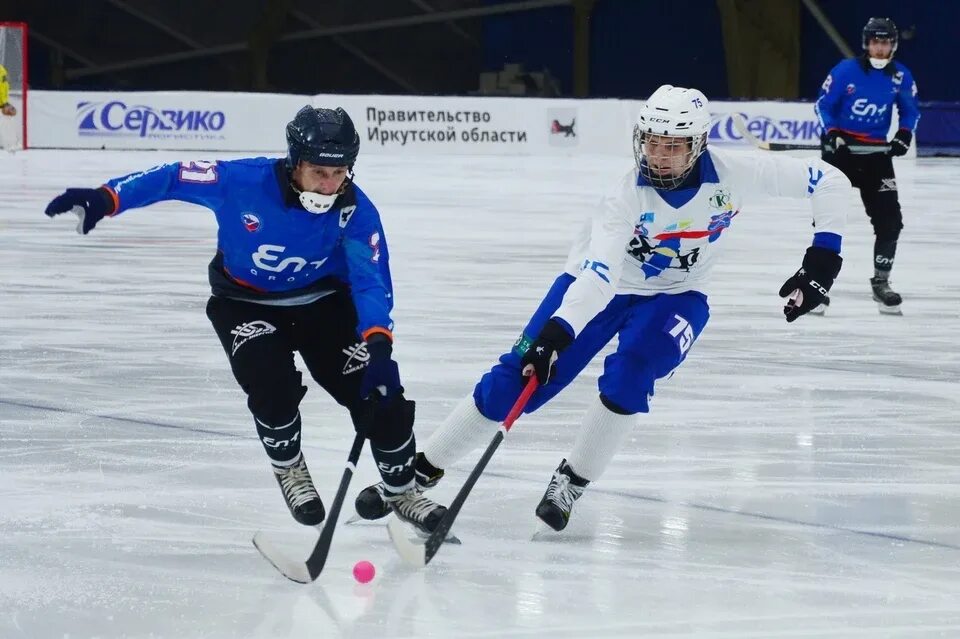 Байкал-энергия хоккей. Хк Байкал энергия. Хоккей с мячом Иркутск Байкал энергия. Хоккеисты Байкал энергии.