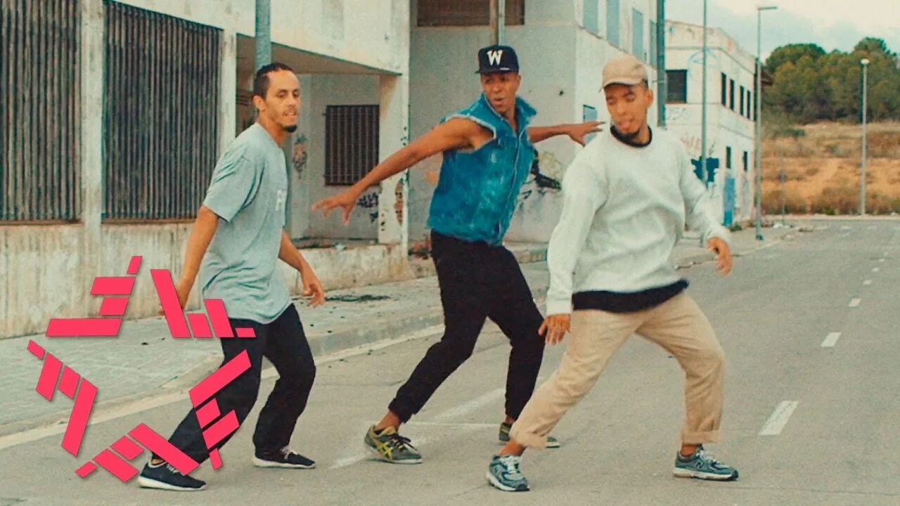 Песня j mafia. J mafia effective radio. Yav ke me (effective radio remix) исполнитель. J mafia effective radio. J-mafia.