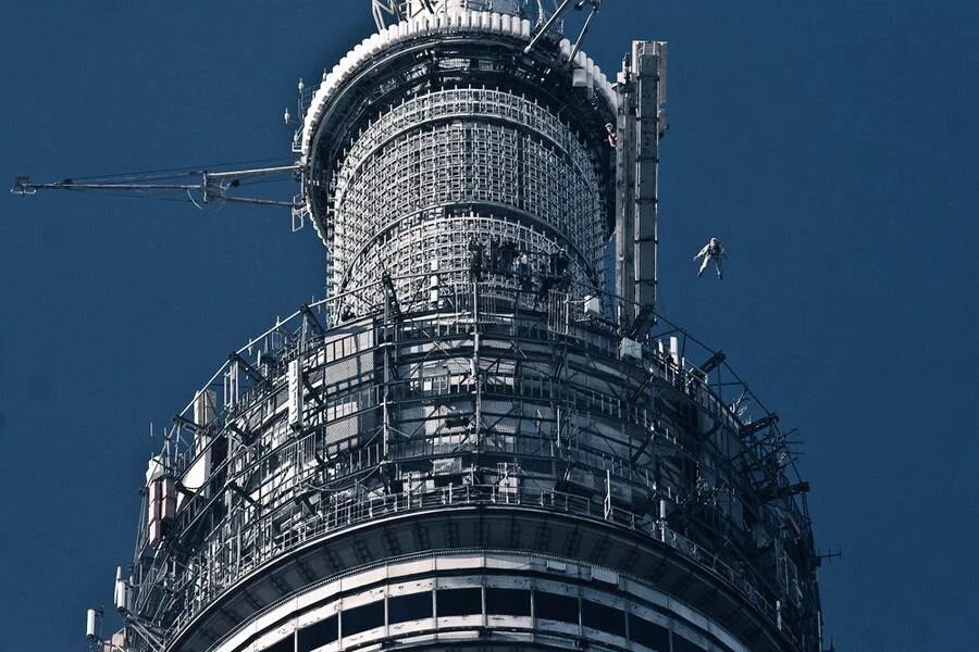 Башня забраться. Останкинская телебашня верхушка. останкино башня 1972. останкинская телебашня на английском. останкинская телебашня майншилд.