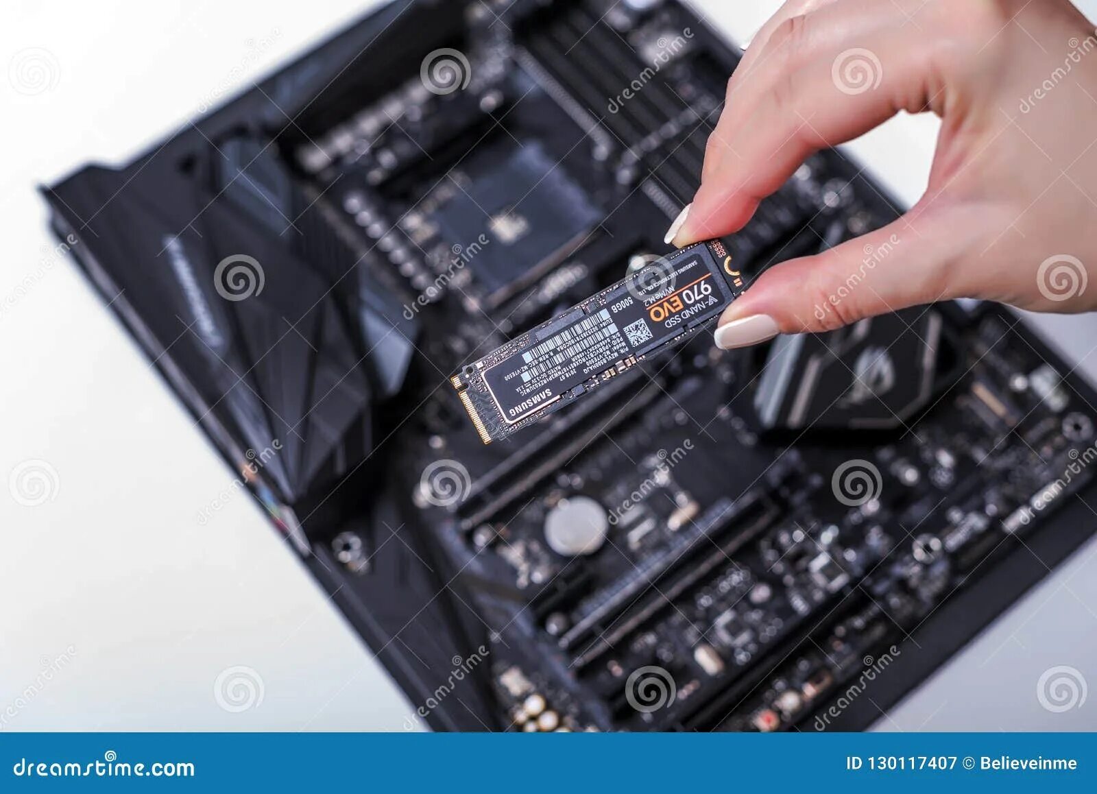 Как инициализировать ssd m2. Hdd ssd m2. жесткий диск ссд м2. m2 ssd on motherboard. ssd m2 на материнской плате.