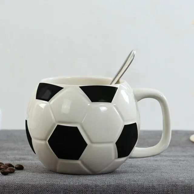 Стакане мячик