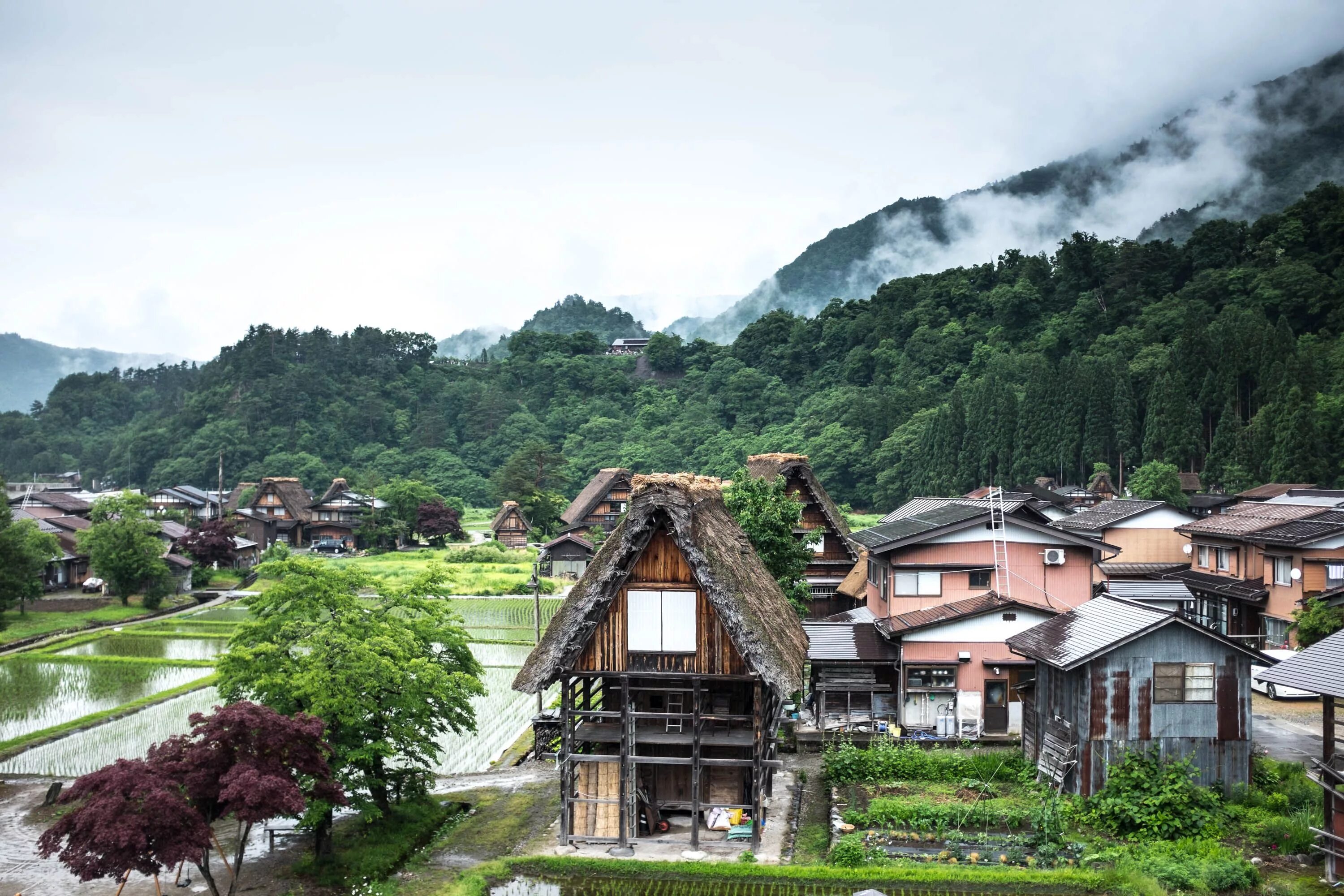 Japanese village. Такаяма Япония. Деревня Такаяма. Город Такаяма в Японии фото. Рыбацкая деревня Япония.