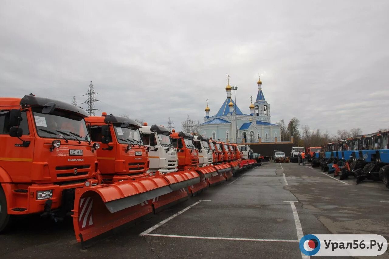 Купить в оренбурге сегодня. Коммунальная техника. Урал КДМ. Новая техника. Волгоград Коммунальная техника.