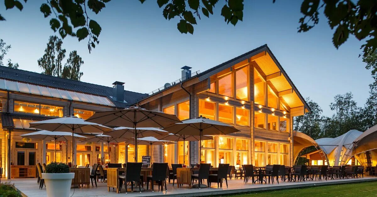 Хонка парк санкт-петербург. Пятницкое шоссе итальянский ресторан. Рыба на даче сестрорецк. Ветерок рублево-успенское шоссе ресторан. Лучший загородный ресторан.