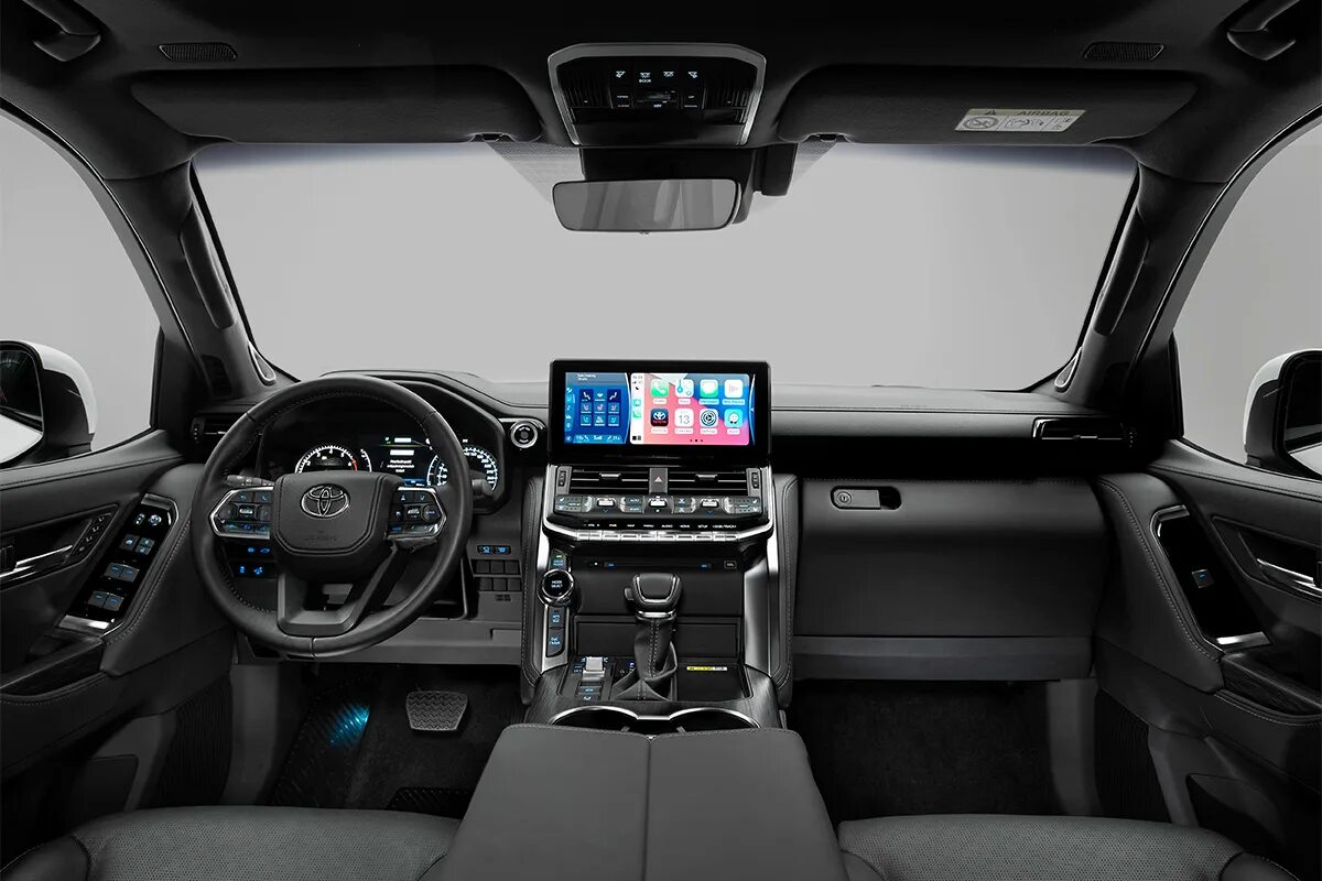 Toyota Land Cruiser: купить в лизинг новый Тойота лэнд крузер с пробегом