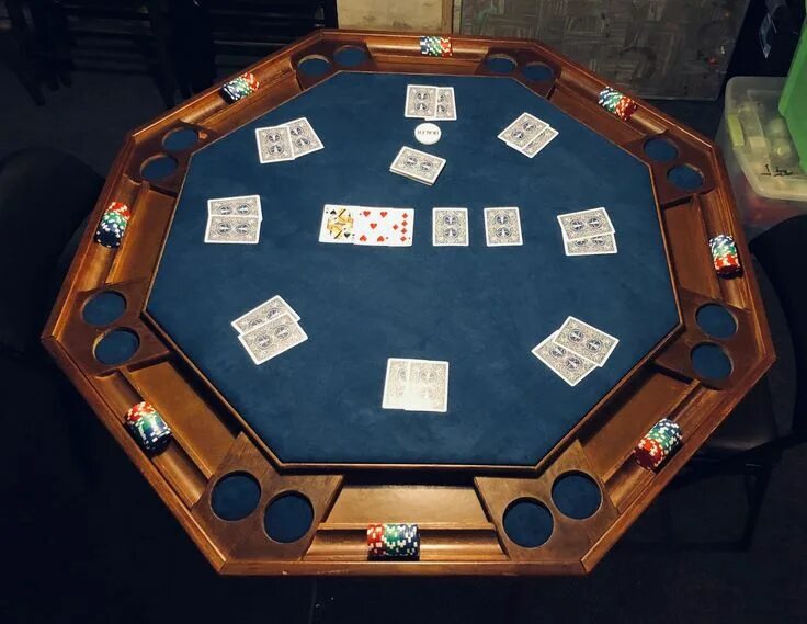 Покерный стол своими руками чертежи с размерами Pallet poker table. DIY Poker table diy, Poker table plans, Poker table
