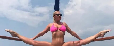 Волочкова раздвигает ноги