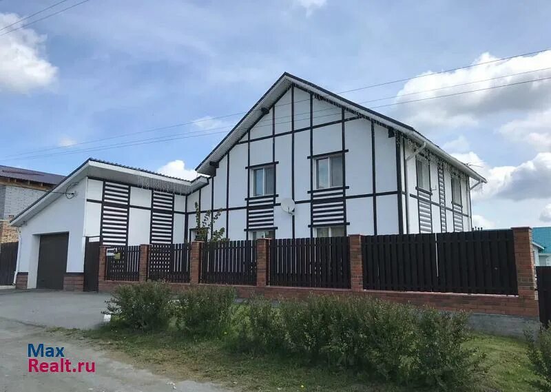 Первоуральск улица емлина. Свердловская область, первоуральск, ул. Старые дома в шайтанке первоуральск. Первоуральск свежие объявления. Крылова 9 первоуральск.