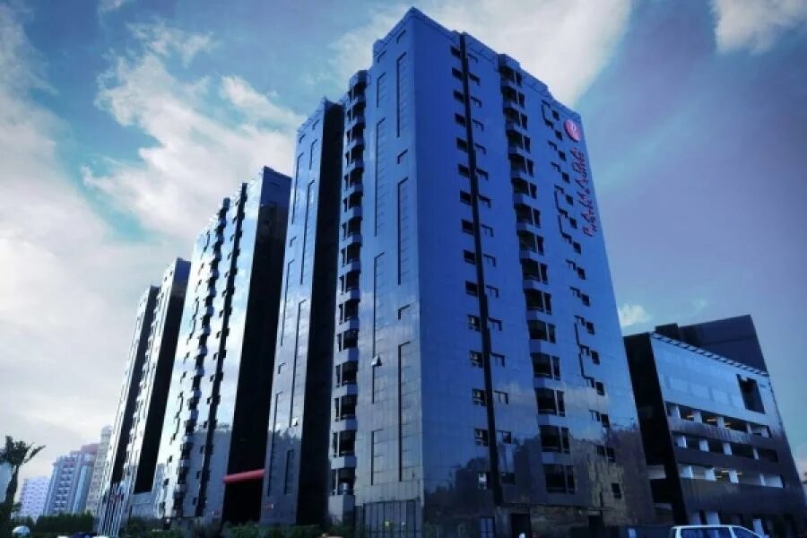 Рамада блэк аджман. Ramada hotel suites ajman. Ramada hotel suites by wyndham ajman, аджман 4. Рамада аджман 4. Ramada hotel suites ajman 4 аджман оаэ.