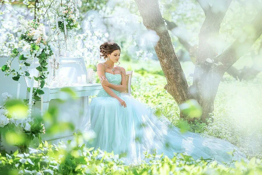 очарование весны. весеннее очарование цветы весенние. очарование весны. весенняя девушка. хуан фортуни девушки.