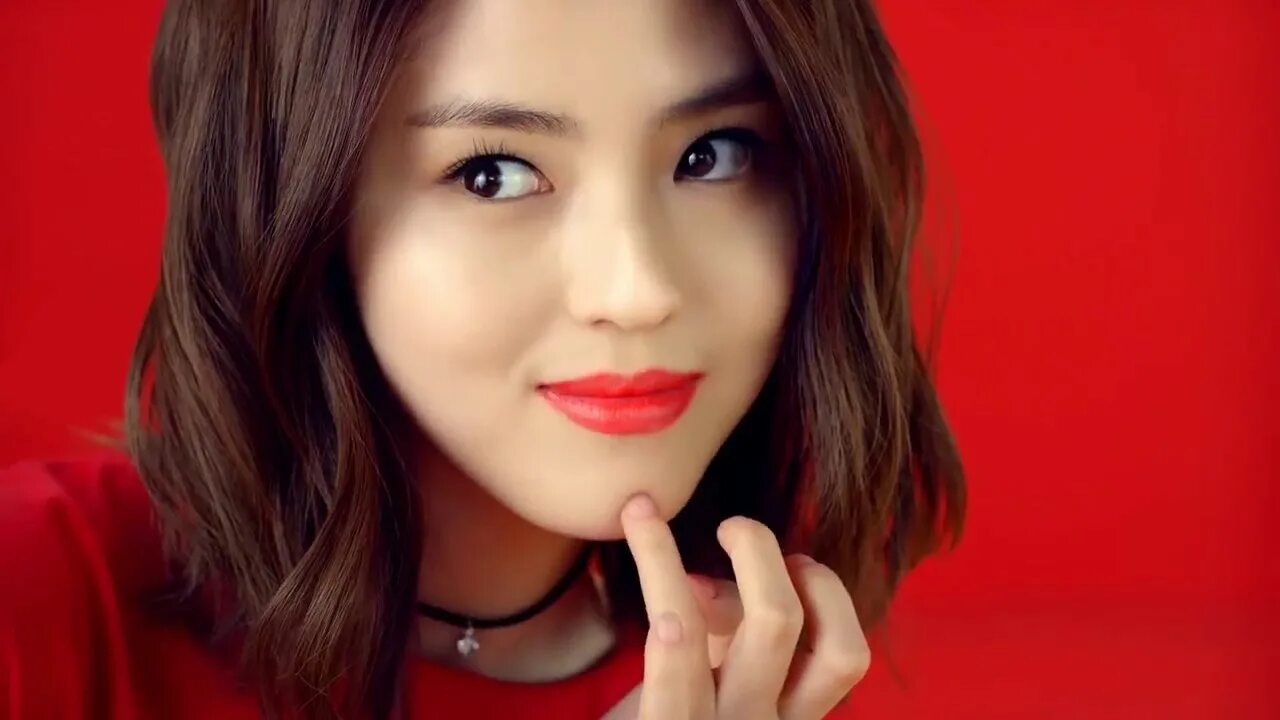 Asmr korea. Хан со Хи в красной шляпе. ASMR Ritz. 소리로 먹는 리츠 크래커 - ASMR 체험.