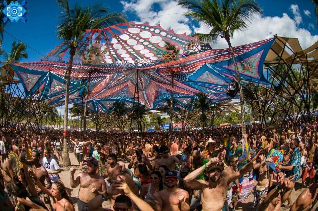 Universo paralello festival. Музыкальный фестиваль universo parallelo. Psy trance фестиваль. Музыкальный фестиваль universo paralello. Музыкальный фестиваль universo paralello.