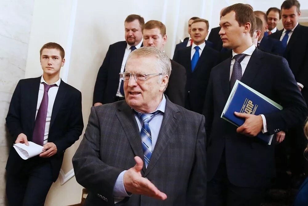 Представители думы. Лдпр депутаты госдумы. депутаты партии лдпр. депутаты гд лдпр. лдпр депутаты 8 созыва.