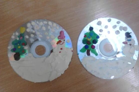 Поделки на дисках в детском саду в подготовительной группе. Модель времен года для дошкольников своими руками. Лепка на диске. Подарки для пап в детском саду. Лепка на 8 марта в подготовительной группе.