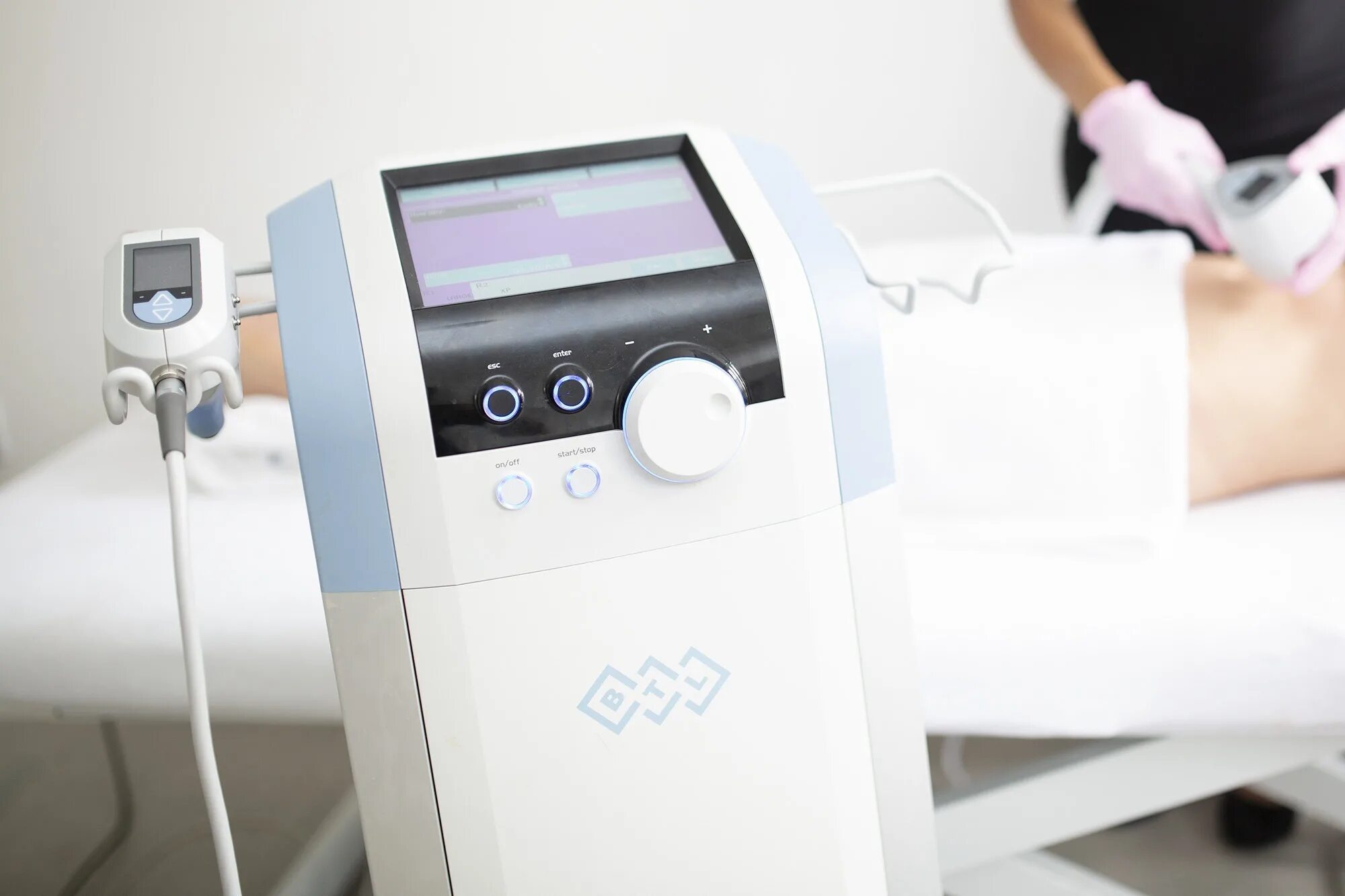 Exilis аппарат 360. Аппарат Exilis Ultra 360. BTL Exilis Ultra 360. RF лифтинг BTL Exilis. Аппарат элита