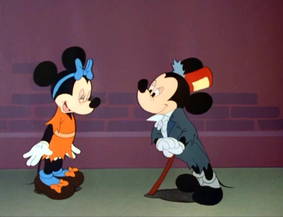 Минни. Микки маус 1939. Уолт дисней представляет микки маус. Микки маус 2013. Мауструмент микки маус.