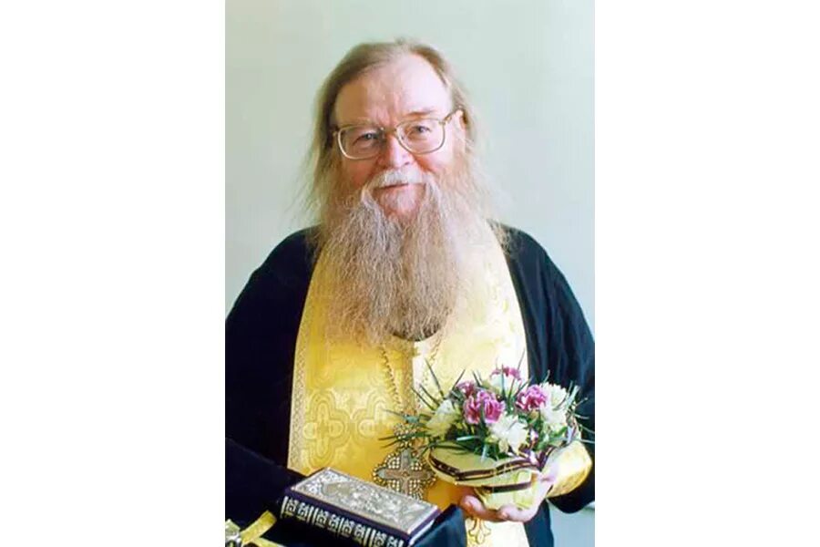 протоиерей иоанн миронов. протоиерей иоанн миронов. иеромонах илия копылов. батюшка иоанн миронов. храм на цветочной 16 иоанн миронов.