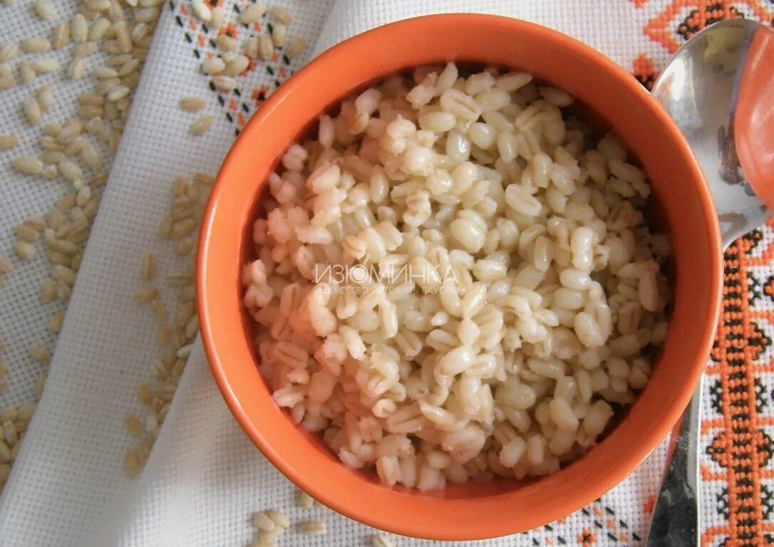 Как варить перловку с мясом в кастрюле